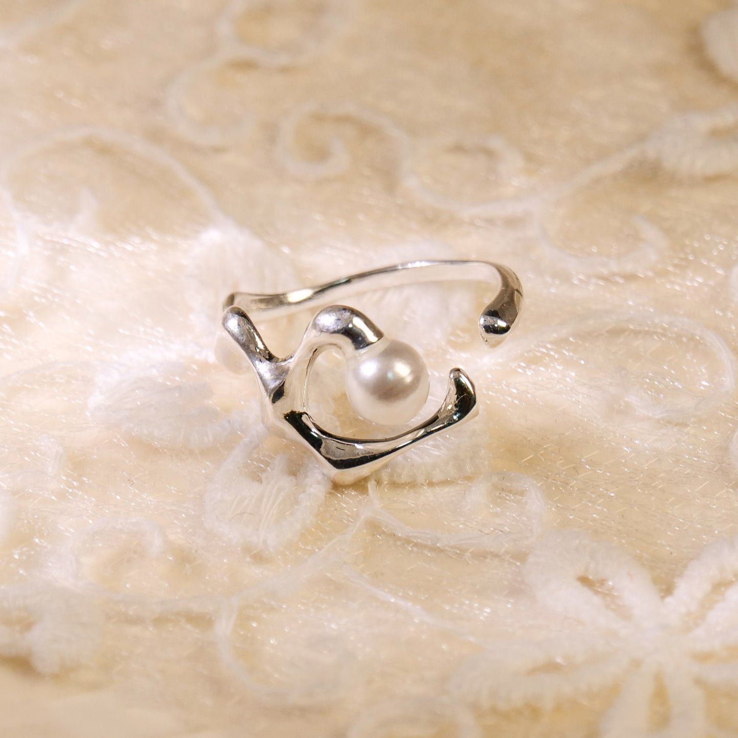 Adjustable Elegant Silver Pearl Ring