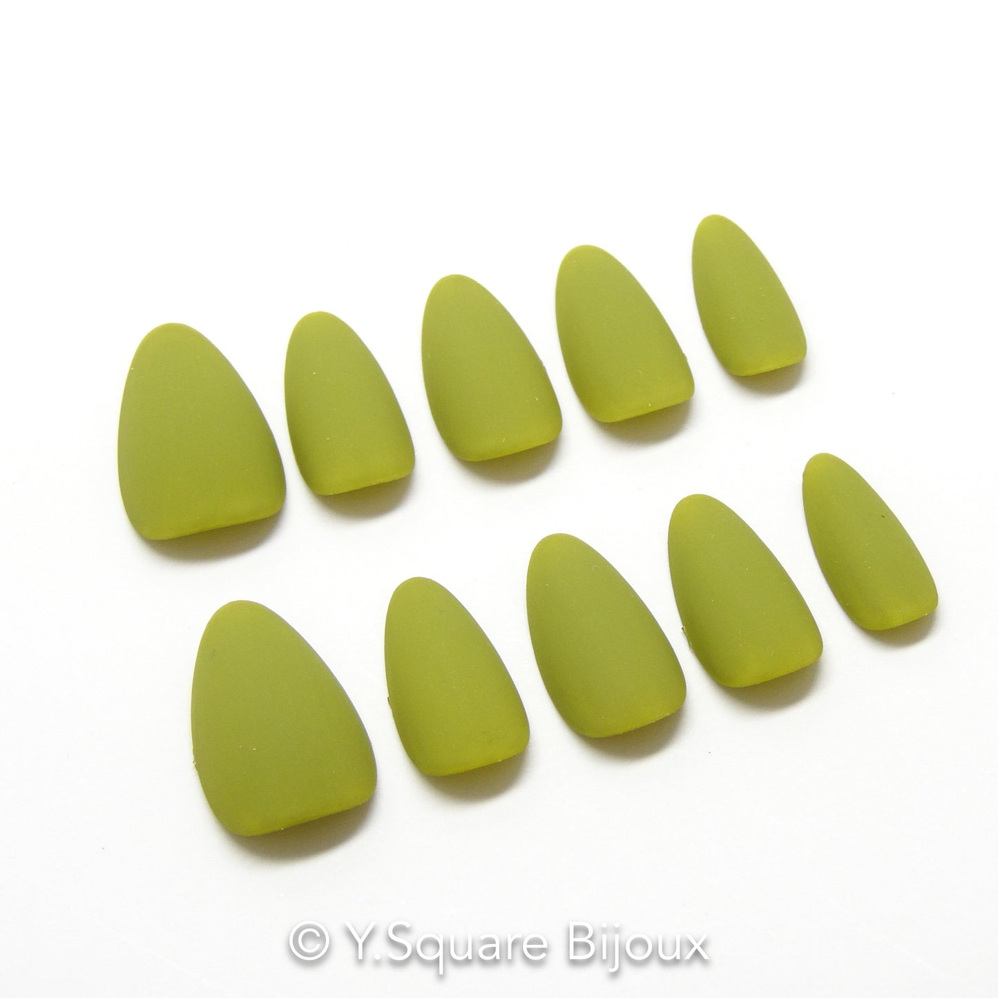 < Olive > Y.Square Press On Nails / Faux Ongles Réutilisables