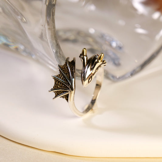 Bague Vintage Colère du Dragon avec Écailles Texturées et Fini Antique